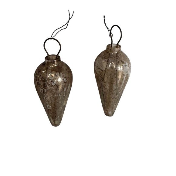 Vintage Ribbed Teardrop Glass Ornaments Silver 2" Pair With Wire Loops - Picture 2 of 5